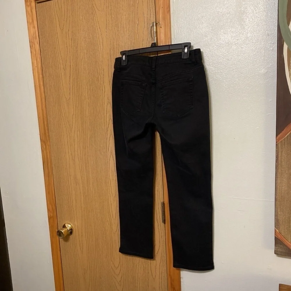 Chico's Size 00 (2) Solid Black Slim Leg Mid-Rise Ankle Jeans w/27